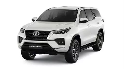 Rent 7-seat Toyota Fortuner Saigon ⇔ Da Lat