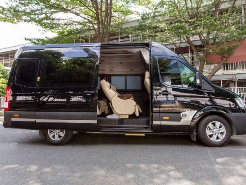 Limousine Car Rental Saigon ⇔ Vung Tau